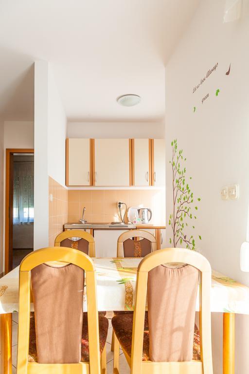 Apartments Villa Lilly Pula Exterior foto
